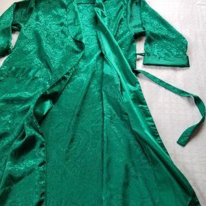 Gold Label Victoria's Secret Lingerie Emerald Robe